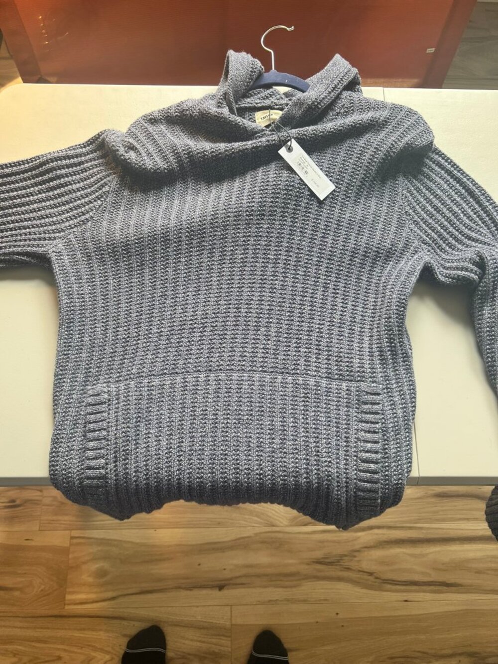 Taylor Stitch - The Bryan Pullover - Medium - New with tags
